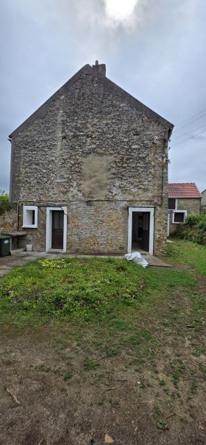 BELLE MAISON DE VILLE AVEC TERRAIN ATTENANT — photo 2